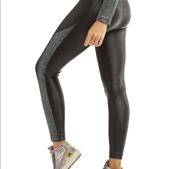 Koral Infinity Chameleon Leggings size small! Perfect condition. - Picture 2 of 2